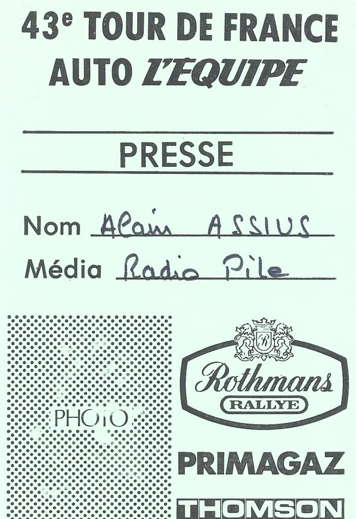 Radio PILE, Cartes d"accréditation