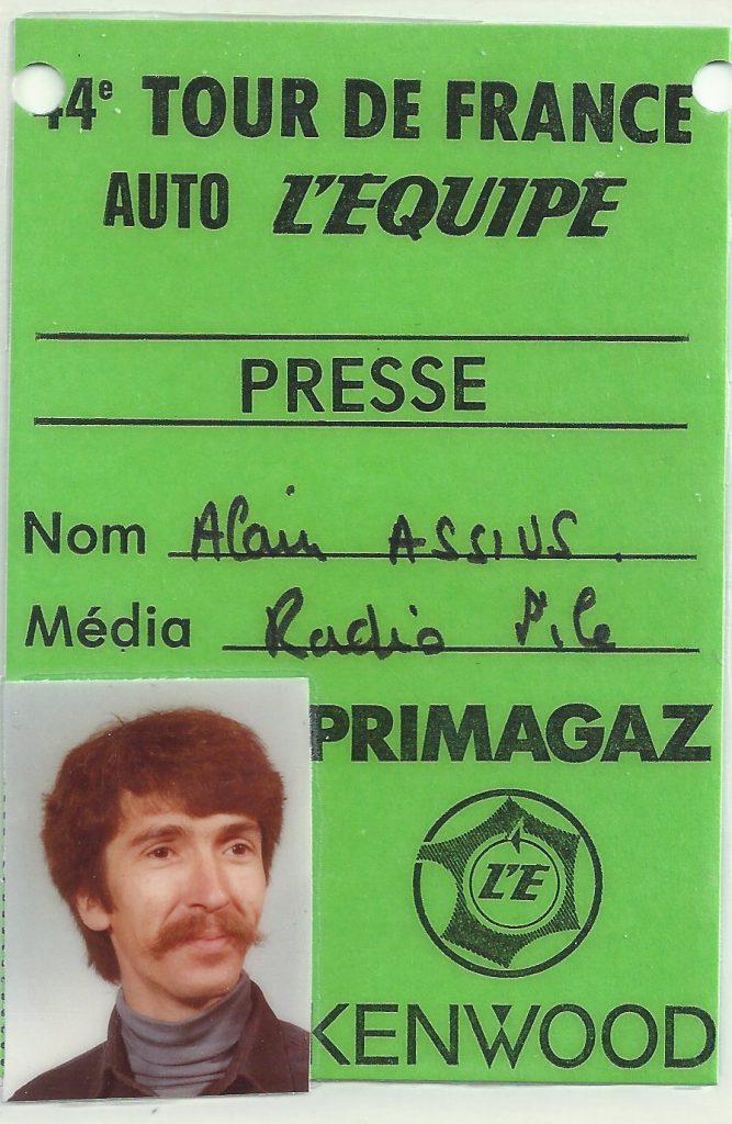 Radio PILE, Cartes d"accréditation